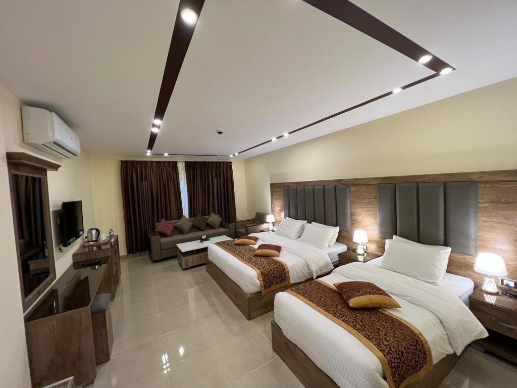 Shaqilath Hotel Ваді-Муса Екстер'єр фото