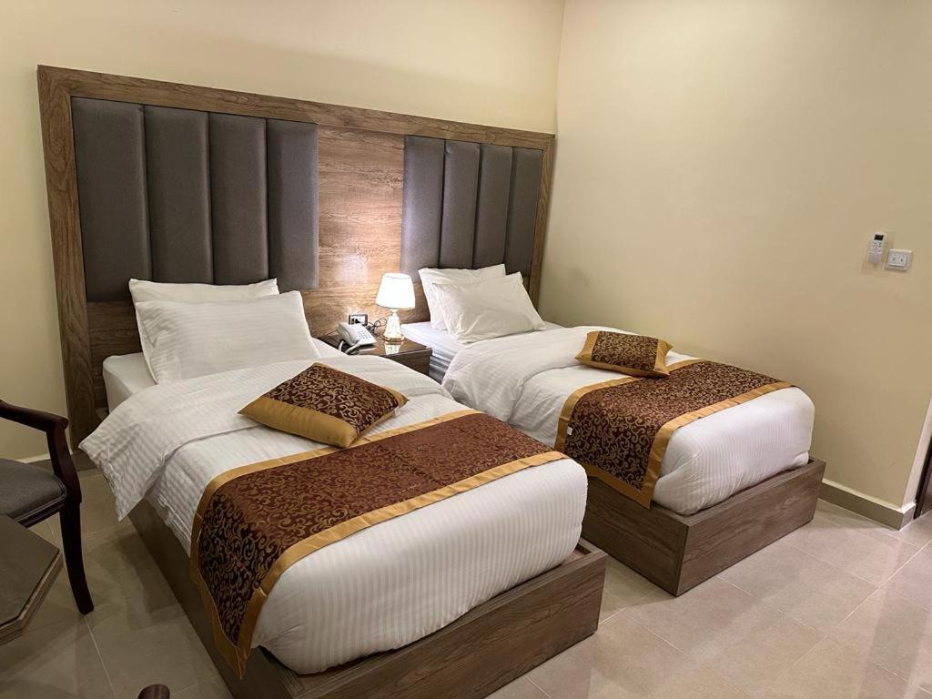 Shaqilath Hotel Ваді-Муса Екстер'єр фото