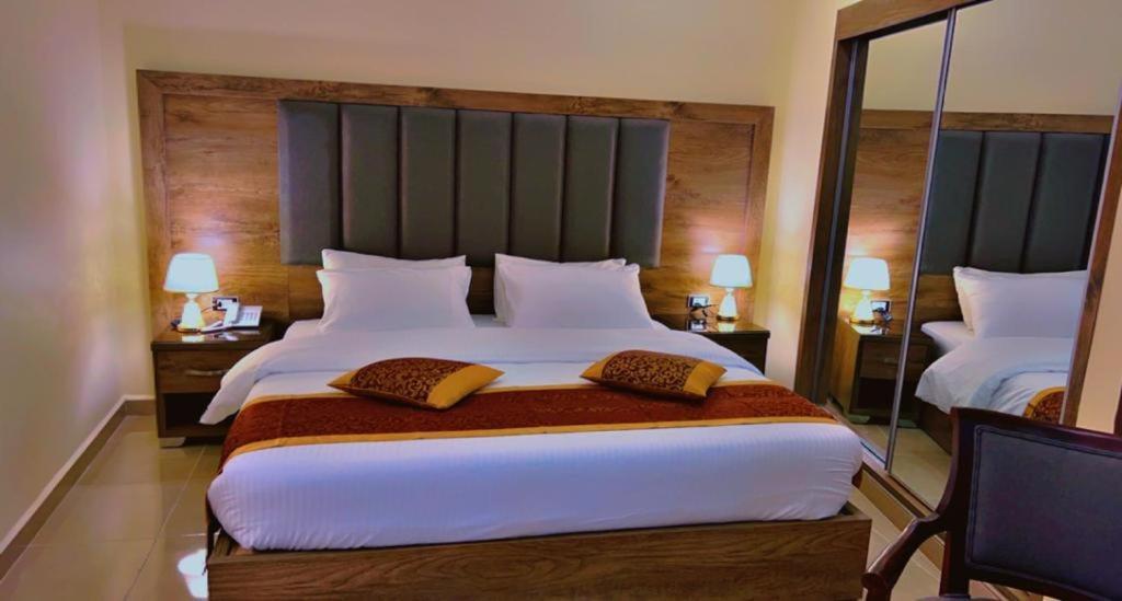 Shaqilath Hotel Ваді-Муса Екстер'єр фото