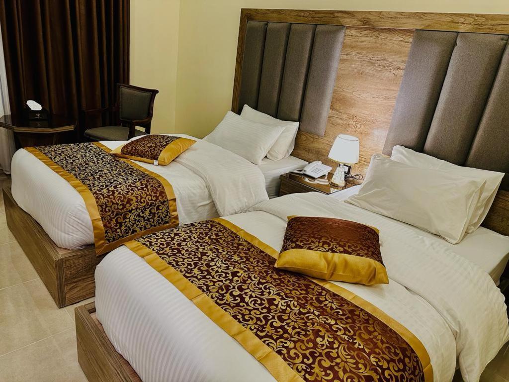 Shaqilath Hotel Ваді-Муса Екстер'єр фото